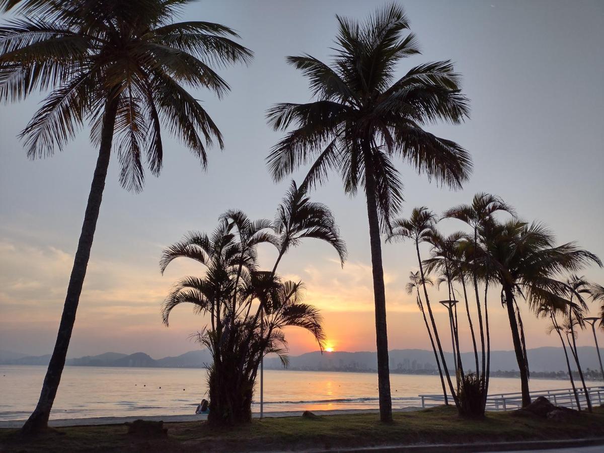Apartamento Beira Mar - Enseada - Guaruja - 150 Metros Da Praia Exterior foto