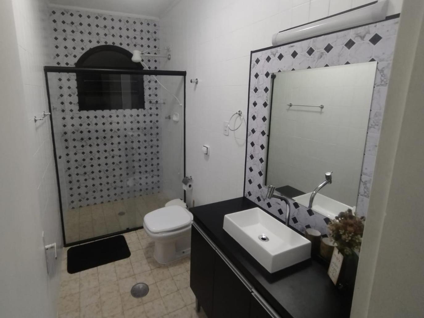 Apartamento Beira Mar - Enseada - Guaruja - 150 Metros Da Praia Exterior foto